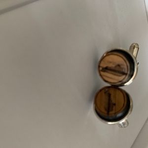 Pair of Kentucky Cufflinks from Bourbon Barrel